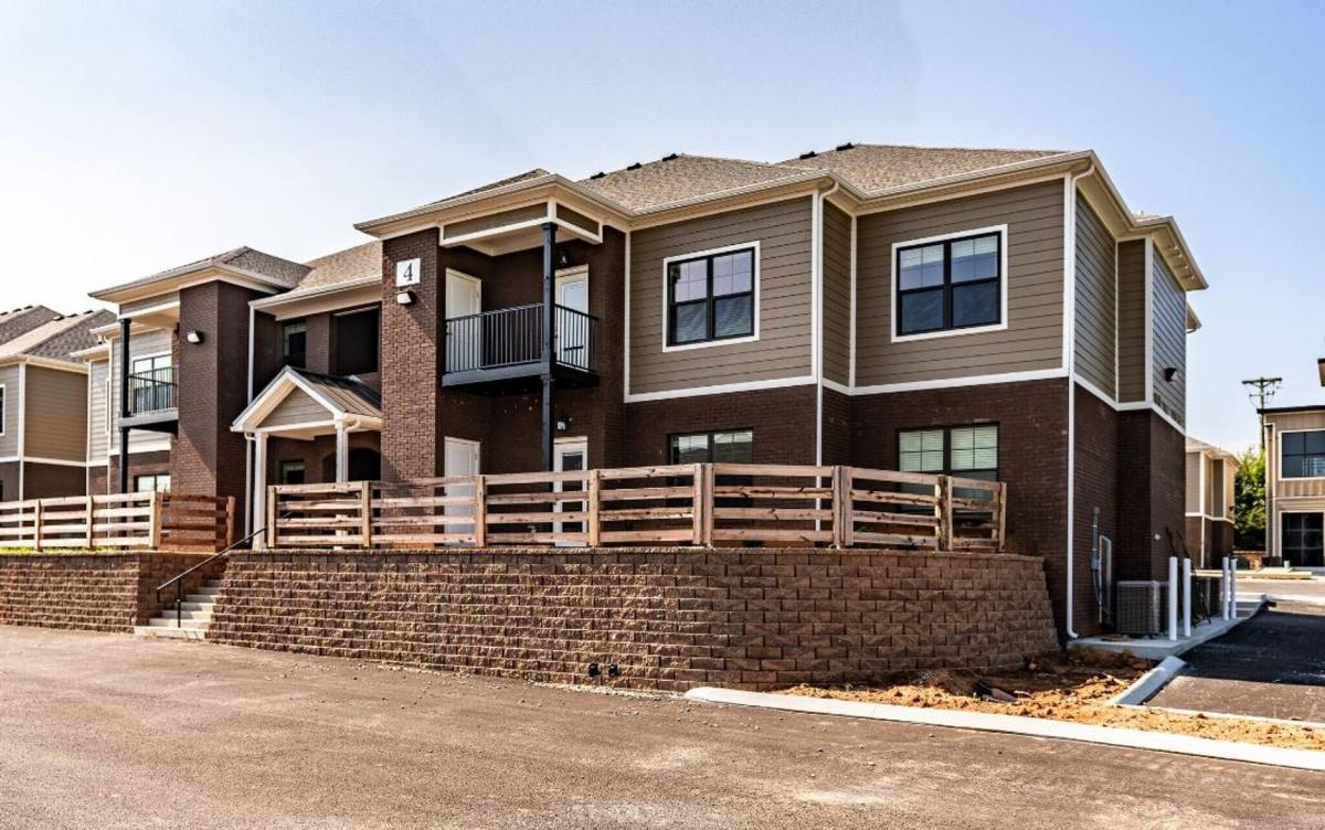 Apartment for rent at 173 Traditions Blvd, Bowling Green, KY 42103