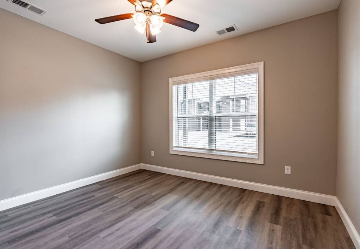 Apartment for rent at 173 Traditions Blvd, Bowling Green, KY 42103