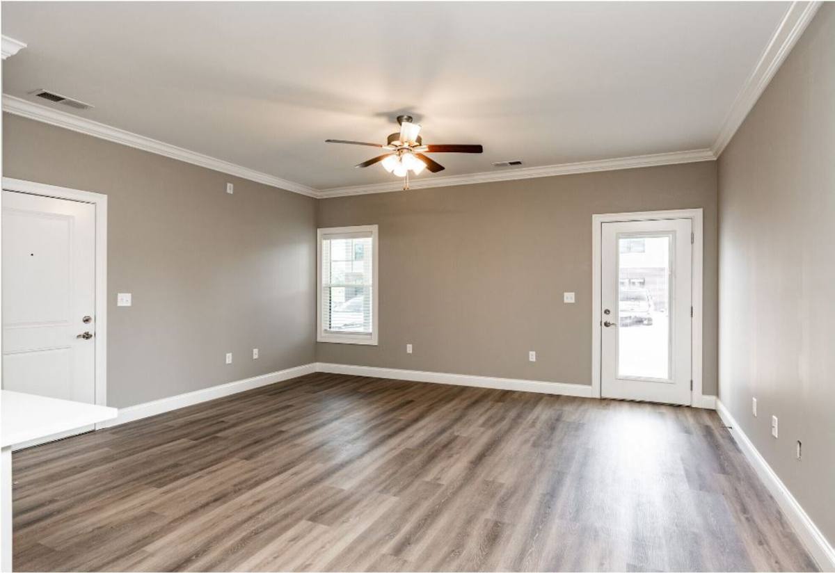 Apartment for rent at 173 Traditions Blvd, Bowling Green, KY 42103