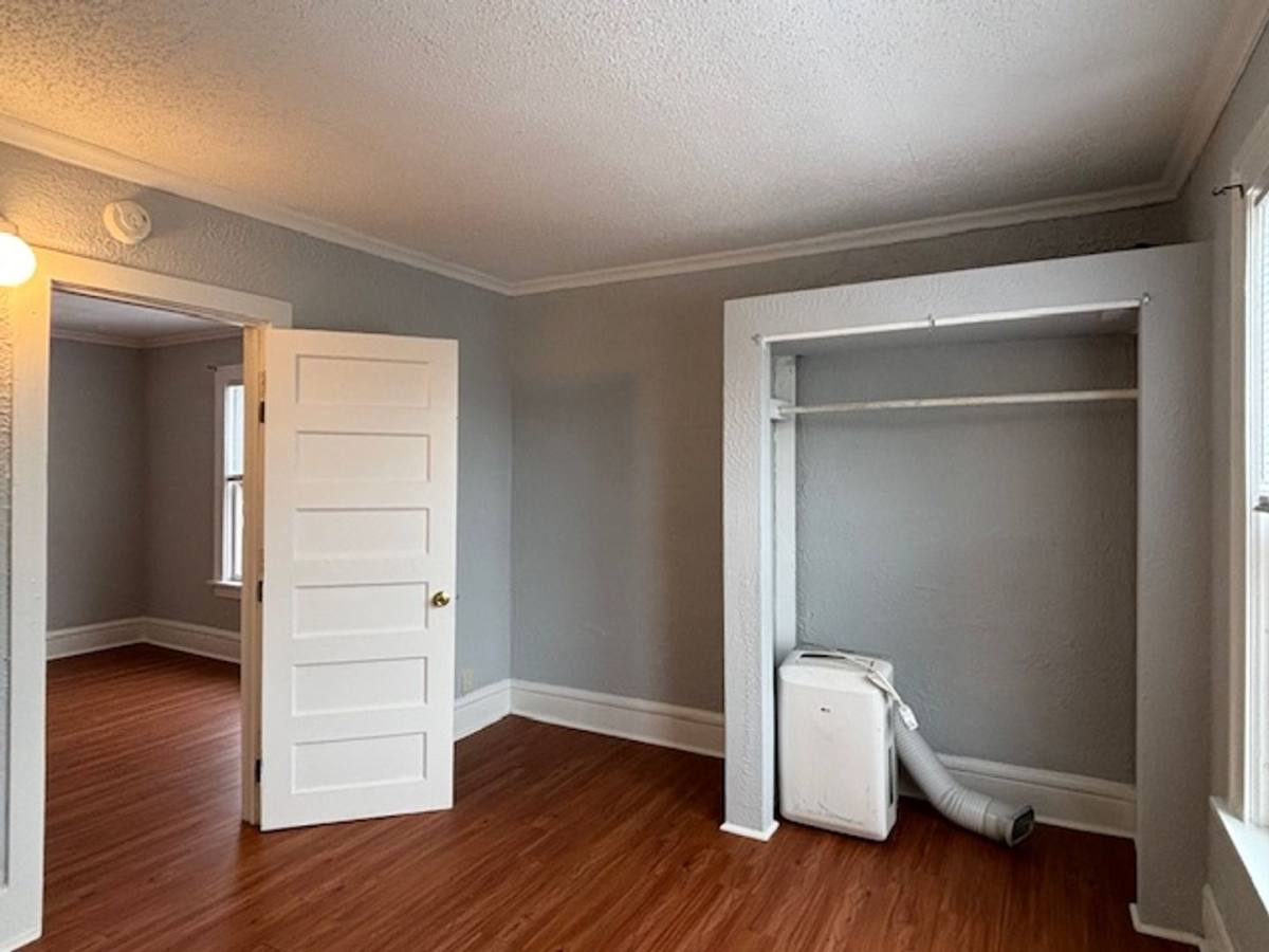 Apartment for rent at 580 Thomas Ave W, Saint Paul, MN 55103