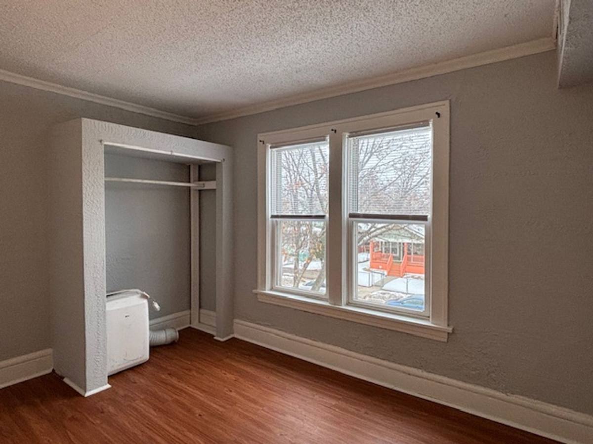 Apartment for rent at 580 Thomas Ave W, Saint Paul, MN 55103