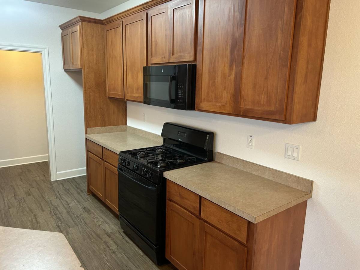 Apartment for rent at 403-405 Gilcrest Ave, Vallejo, CA 94591