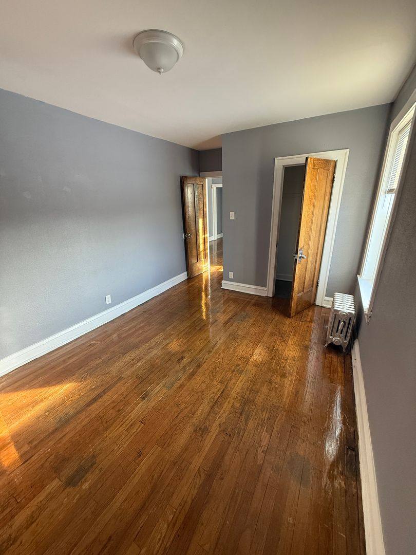 Apartment for rent at 1651 E 74th Place, Chicago, IL 60649