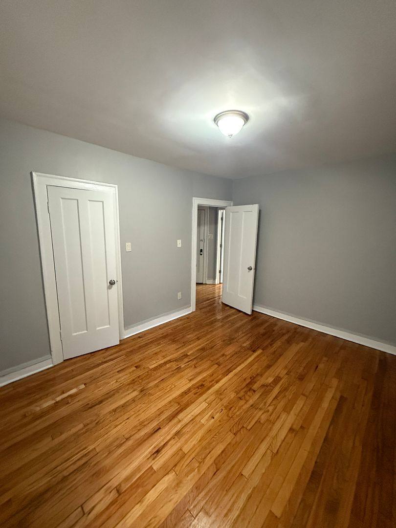 Apartment for rent at 1651 E 74th Place, Chicago, IL 60649