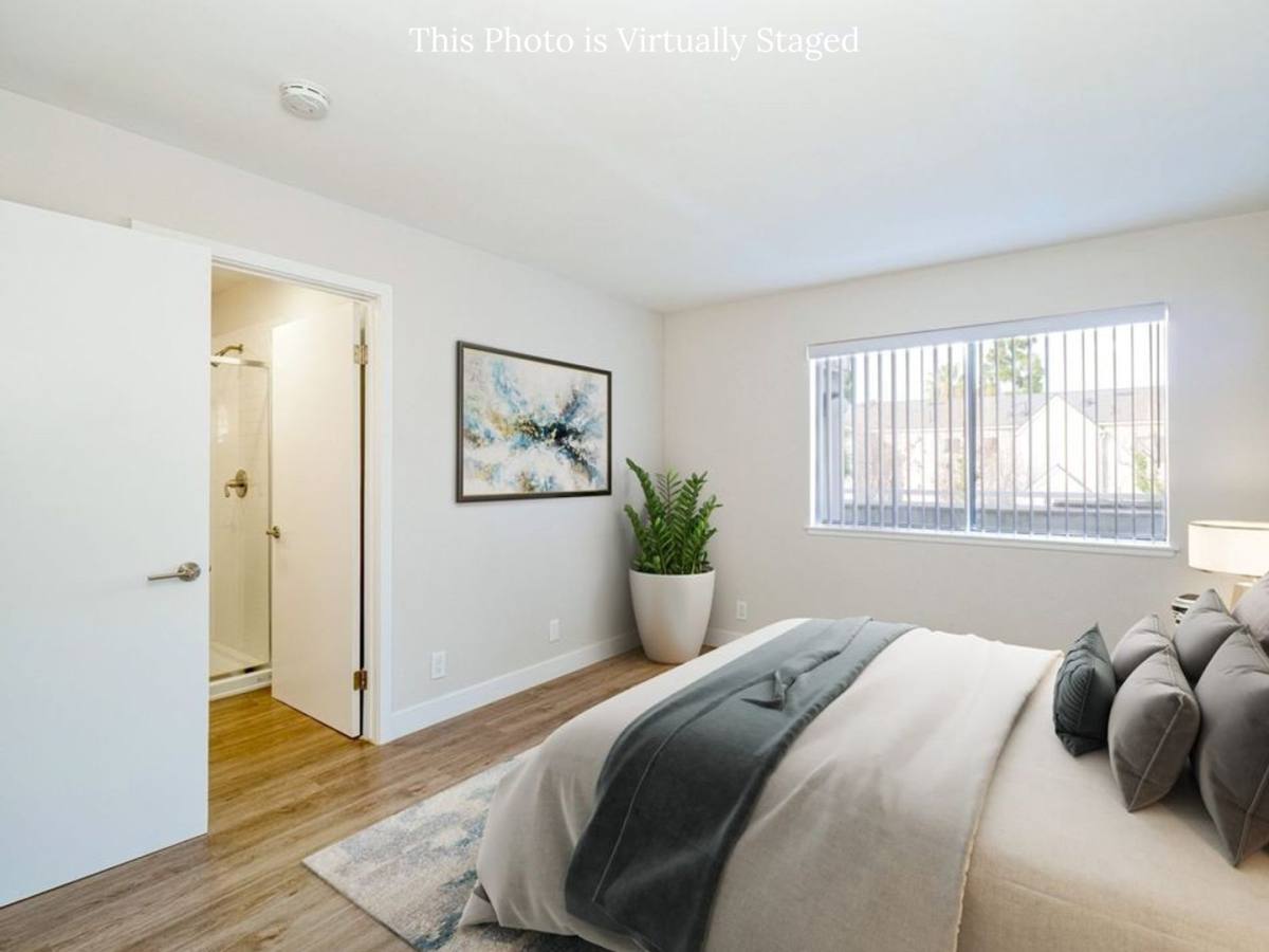 Apartment for rent at 11208 S Western, Los Angeles, CA 90047