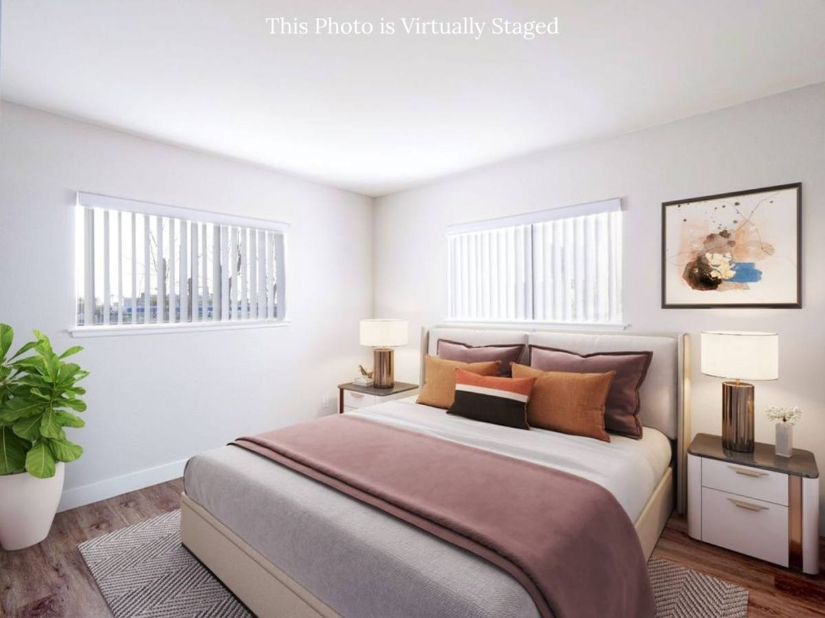 Apartment for rent at 11208 S Western, Los Angeles, CA 90047