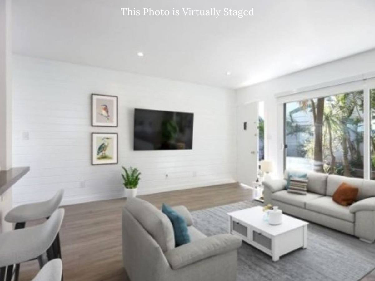 Apartment for rent at 11208 S Western, Los Angeles, CA 90047