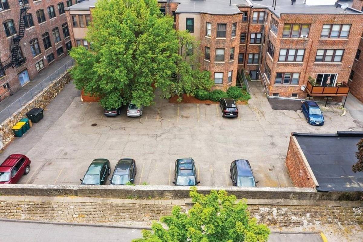 Apartment for rent at 15 Stearns Rd #10, Brookline, MA 02446