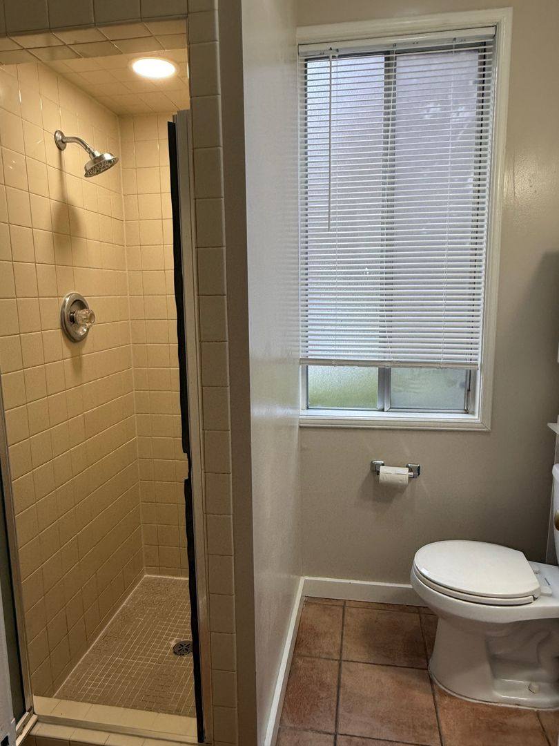 Apartment for rent at 1312 Chestnut St, Alameda, CA 94501