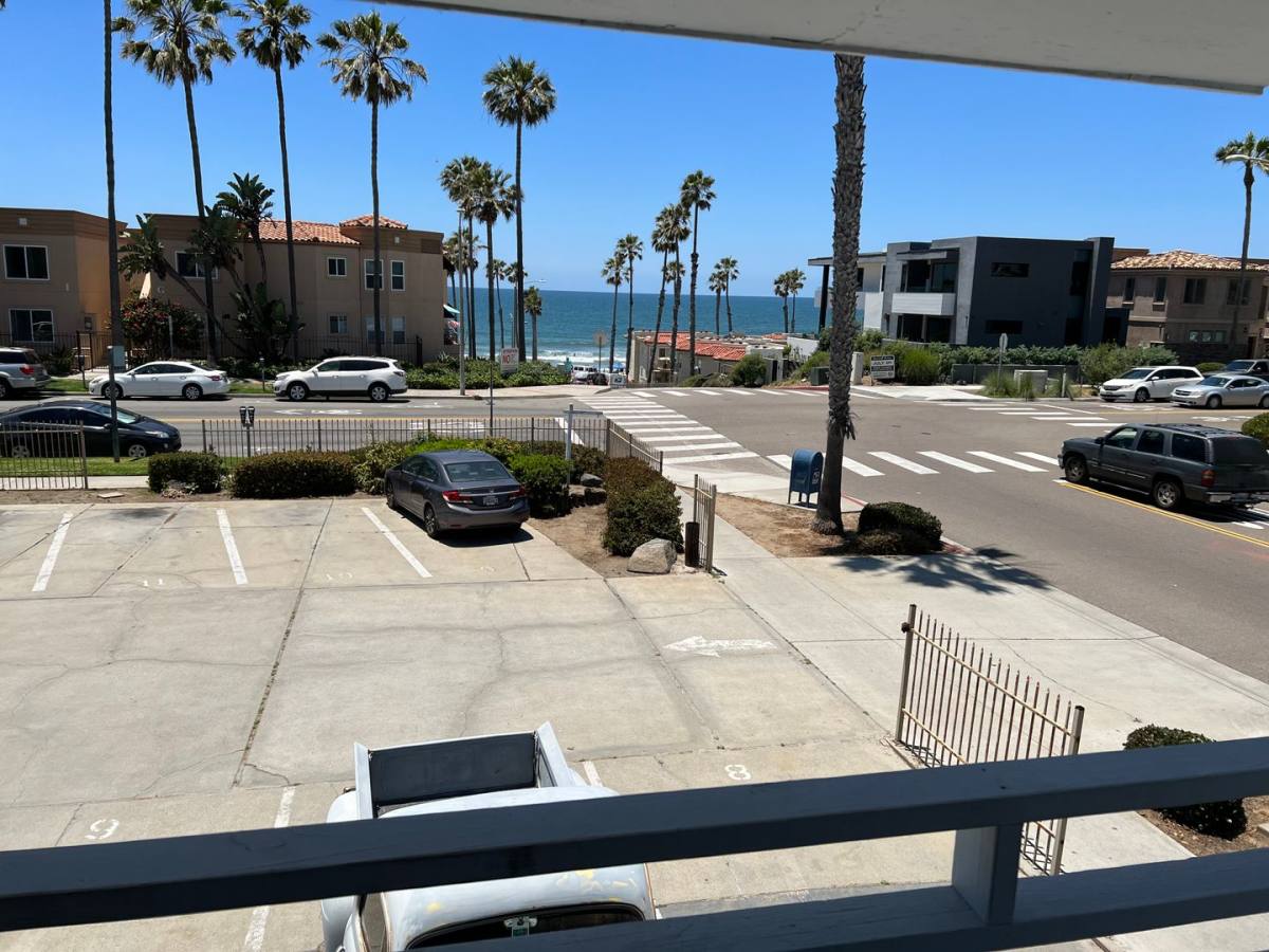 Apartment for rent at 201 Surfrider Way, Oceanside, CA 92054