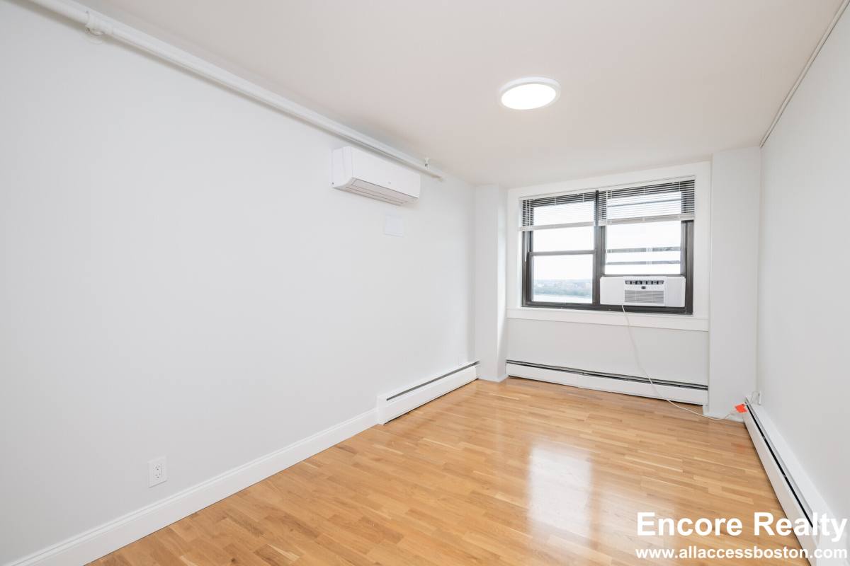 Apartment for rent at 1410 Columbia Rd #714I, South Boston, MA 02127
