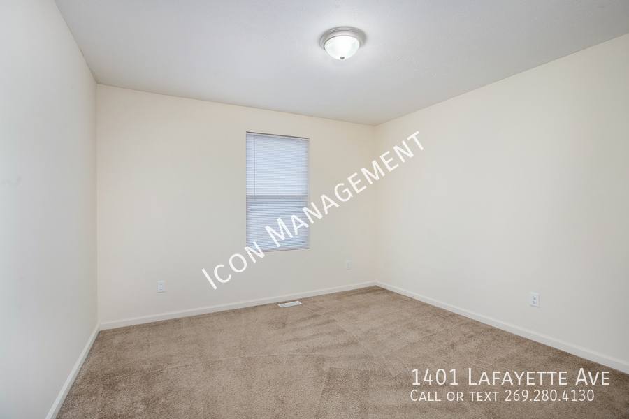 Townhouse for rent at 1401 Lafayette Ave, Kalamazoo, MI 49006