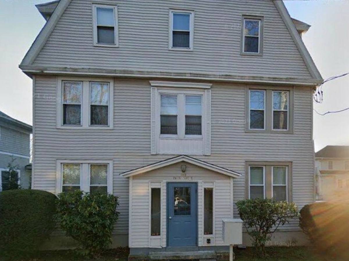 Apartment for rent at 1 Park Circle, Milford, CT 06460