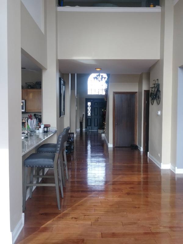 House for rent at 6700 Pine Lane, Carpentersville, IL 60110