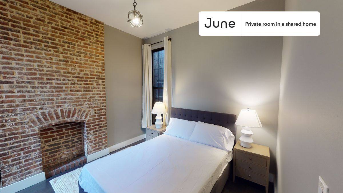 Apartment for rent at 60 New York Ave, Brooklyn, NY 11216