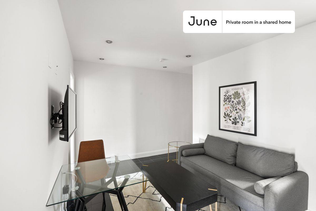 Apartment for rent at 965 Amsterdam Ave #A, New York, NY 10025