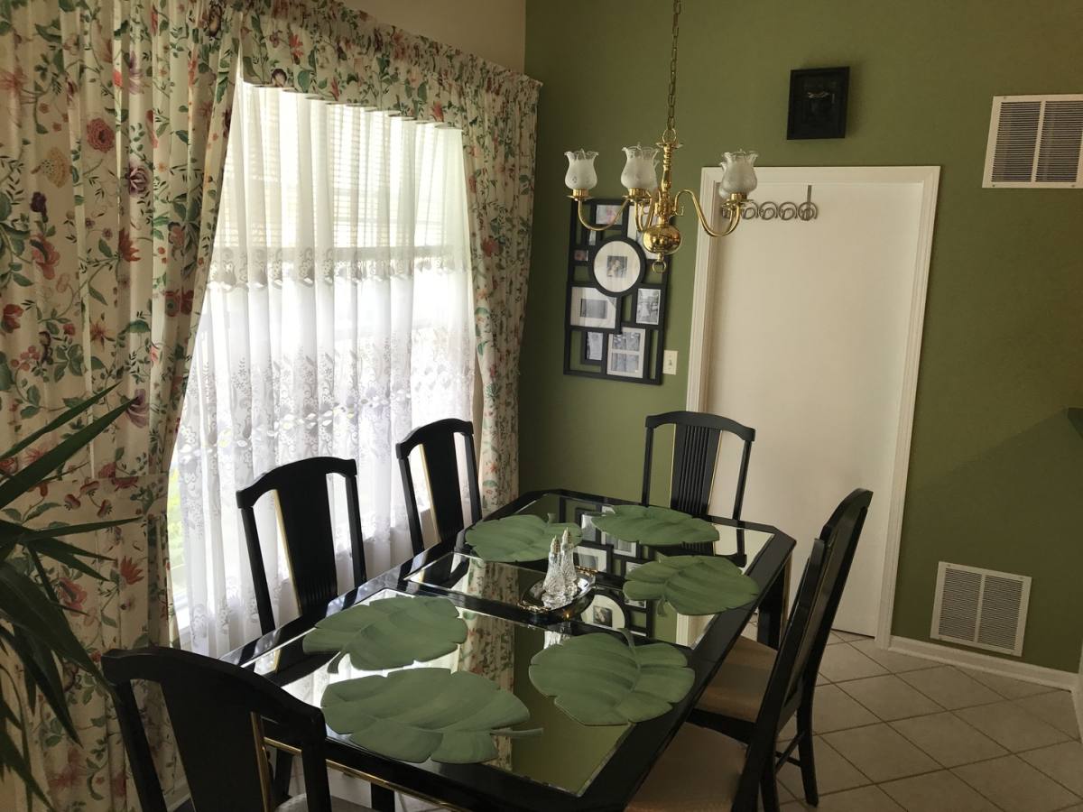 House for rent at 1493 Keystone Court, Elgin, IL 60120