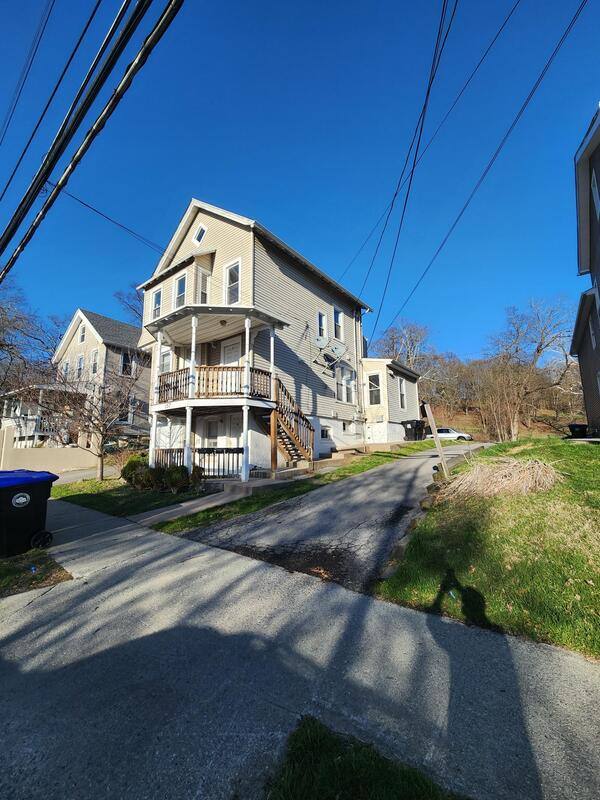 157 N Clinton St #B, Poughkeepsie, NY 12601 - Apartment for Rent - Image 3