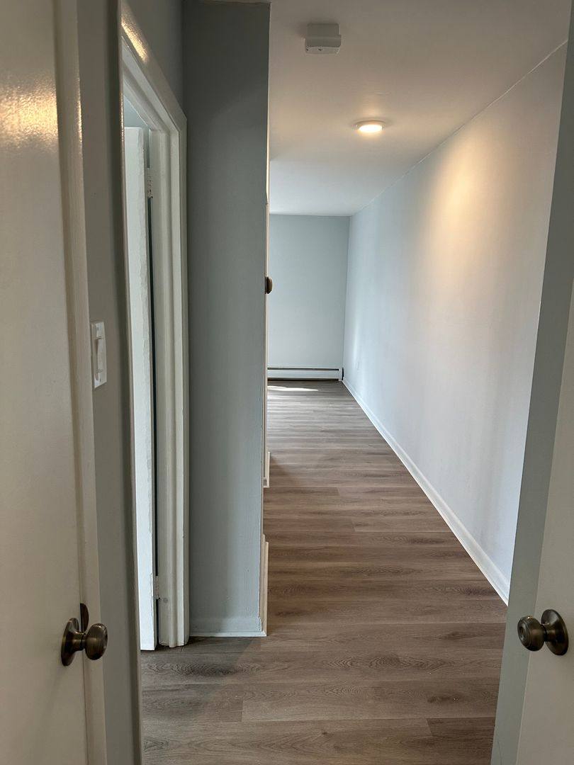 Apartment for rent at 500-502 W Ave, Jenkintown, PA 19046