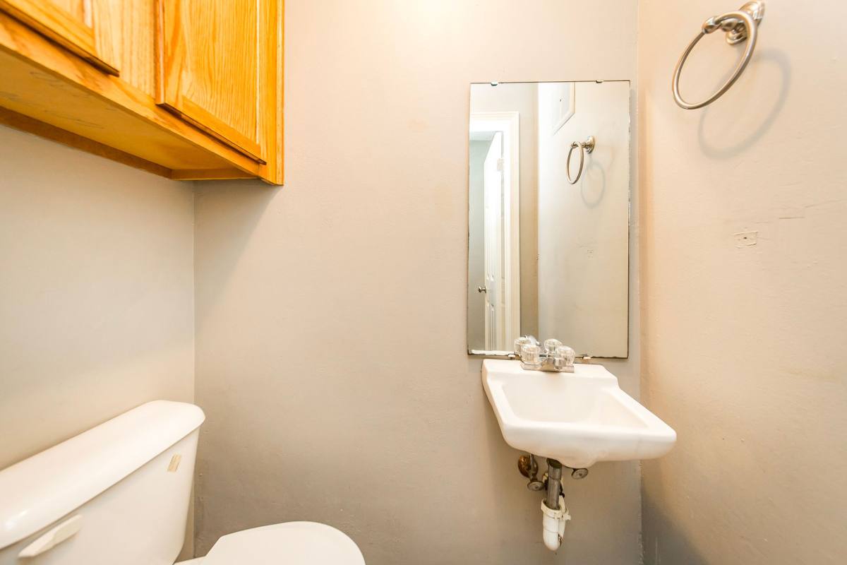 Apartment for rent at 200 Crestview Dr, Jacksonville, AR 72076