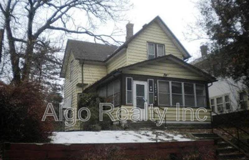 House for rent at 2647 Fremont Ave N, Minneapolis, MN 55411