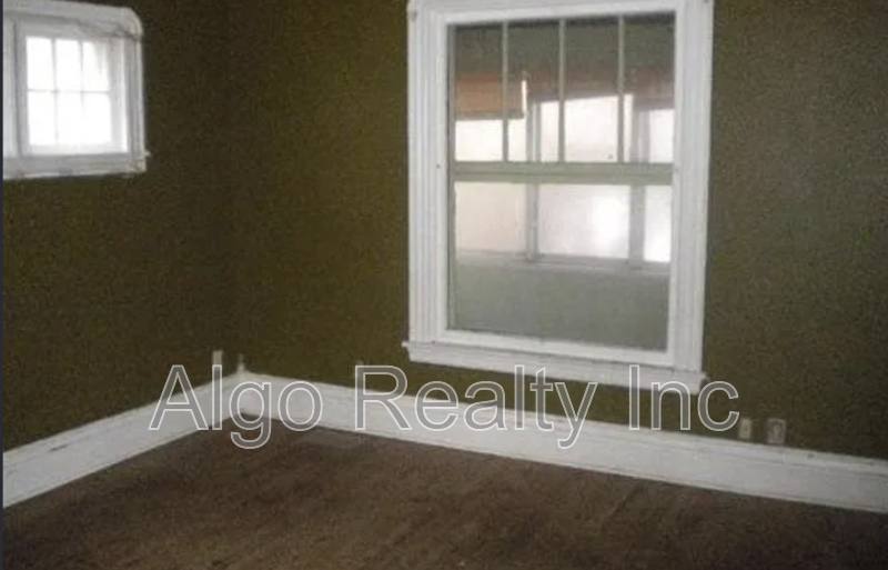 House for rent at 2647 Fremont Ave N, Minneapolis, MN 55411