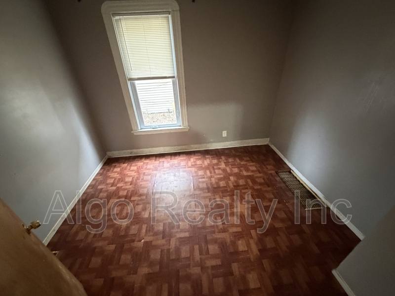 House for rent at 2647 Fremont Ave N, Minneapolis, MN 55411