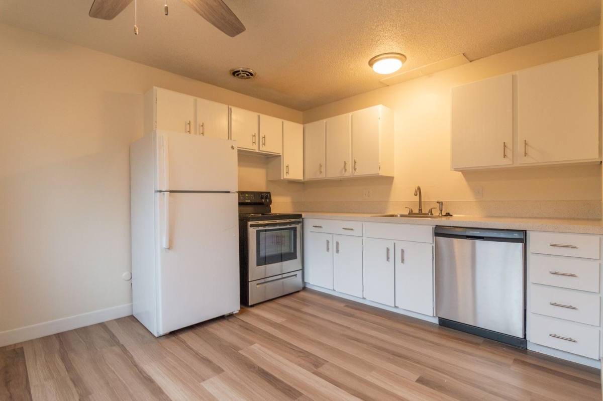 Apartment for rent at 6225-6235 SW Burlingame, Portland, OR 97239