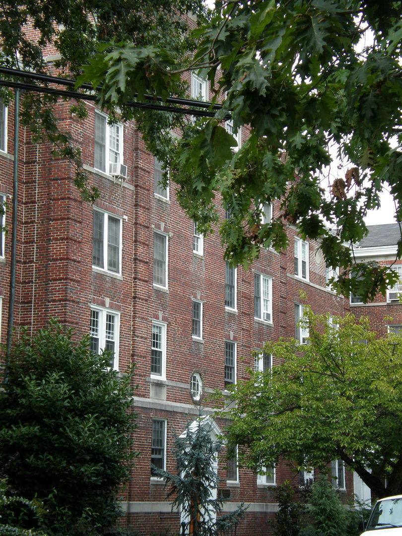Apartment for rent at 2 Linden Ave, Haddonfield, NJ 08033