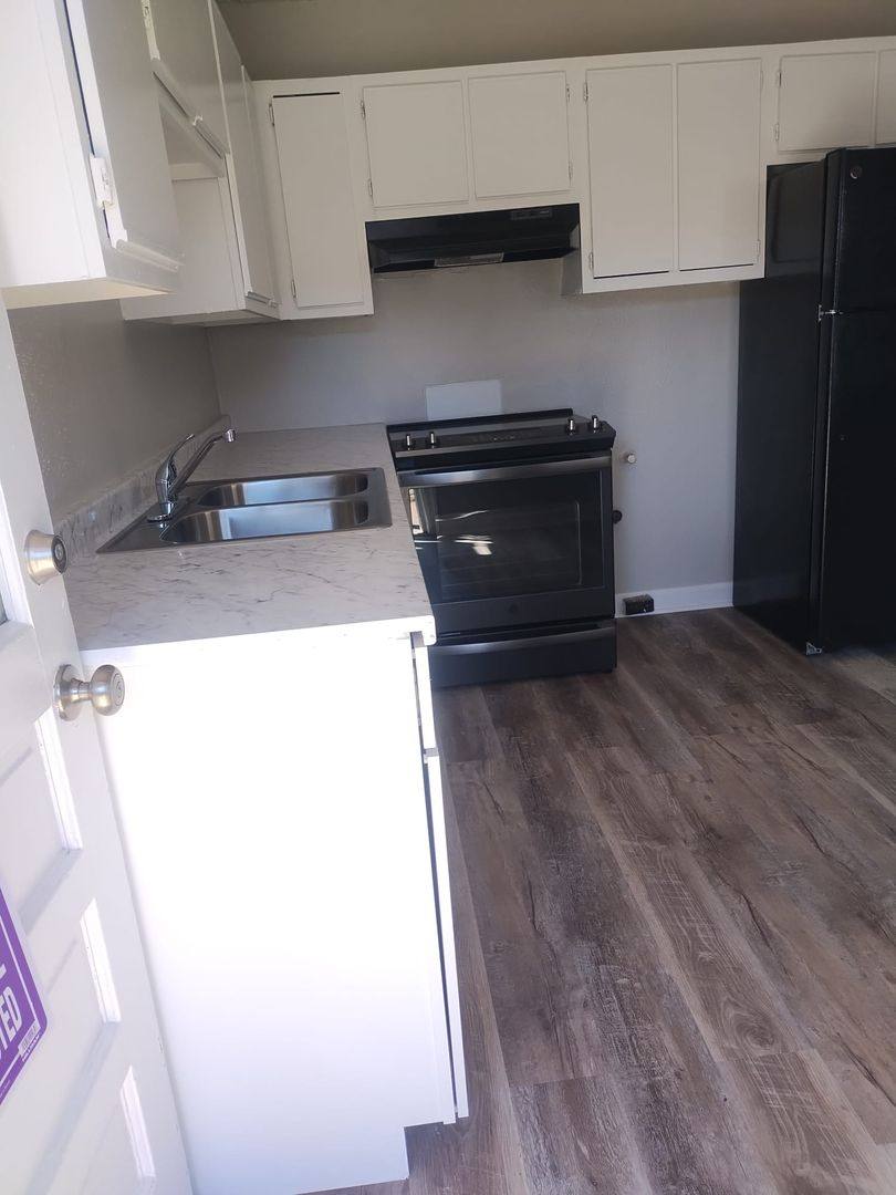 Apartment for rent at 915 E 2nd St, Winston Salem, NC 27101
