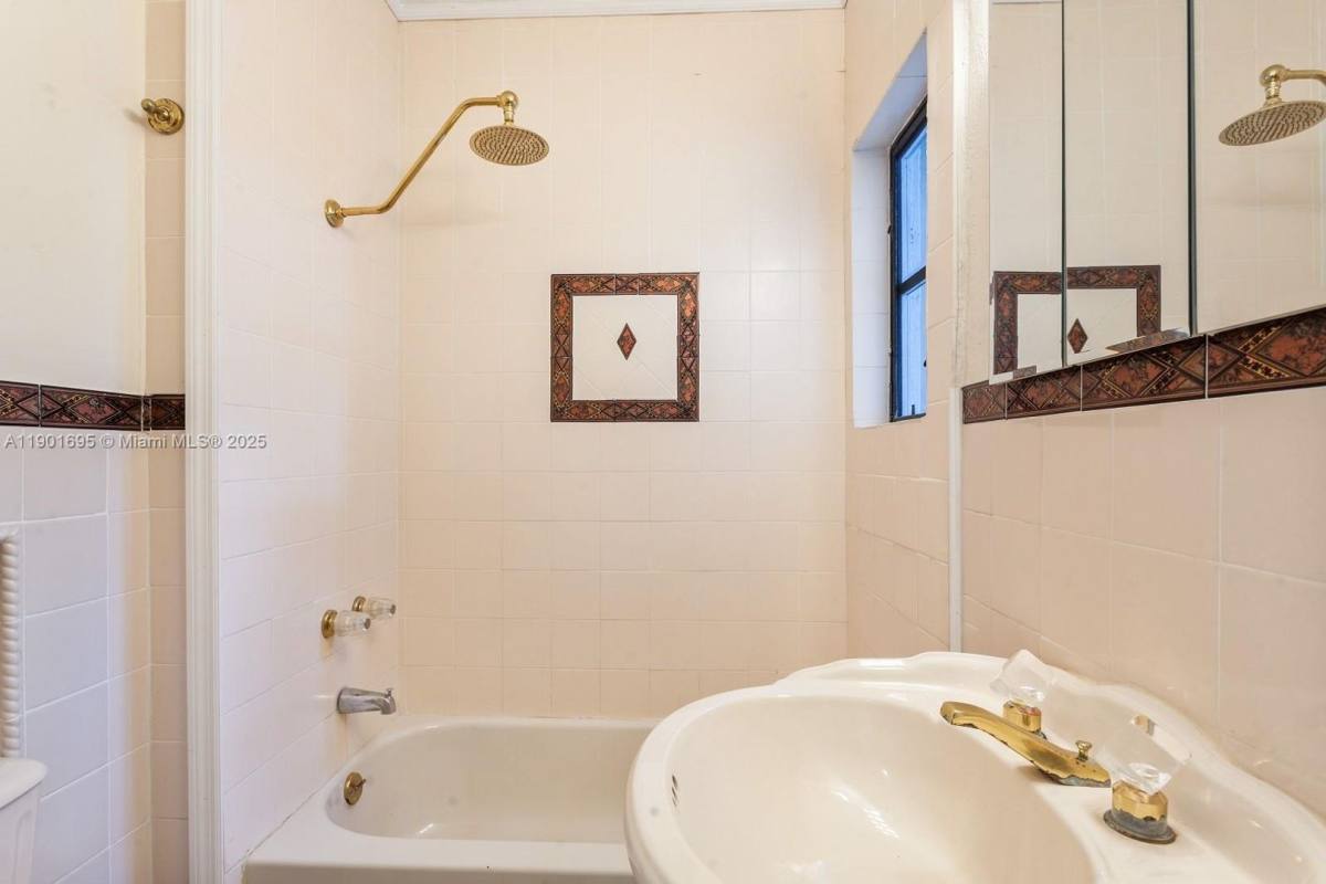 House for rent at 1109 Ferdinand St, Miami, FL 33134