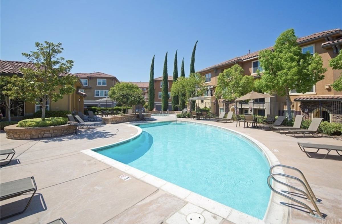 Townhouse for rent at 85 Via Sovana, Santee, CA 92071
