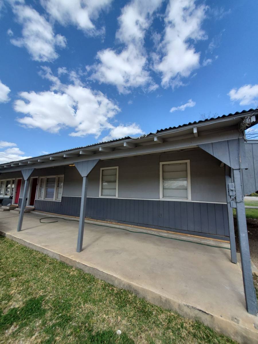 Apartment for rent at 400 Pfeil St, Schertz, TX 78154