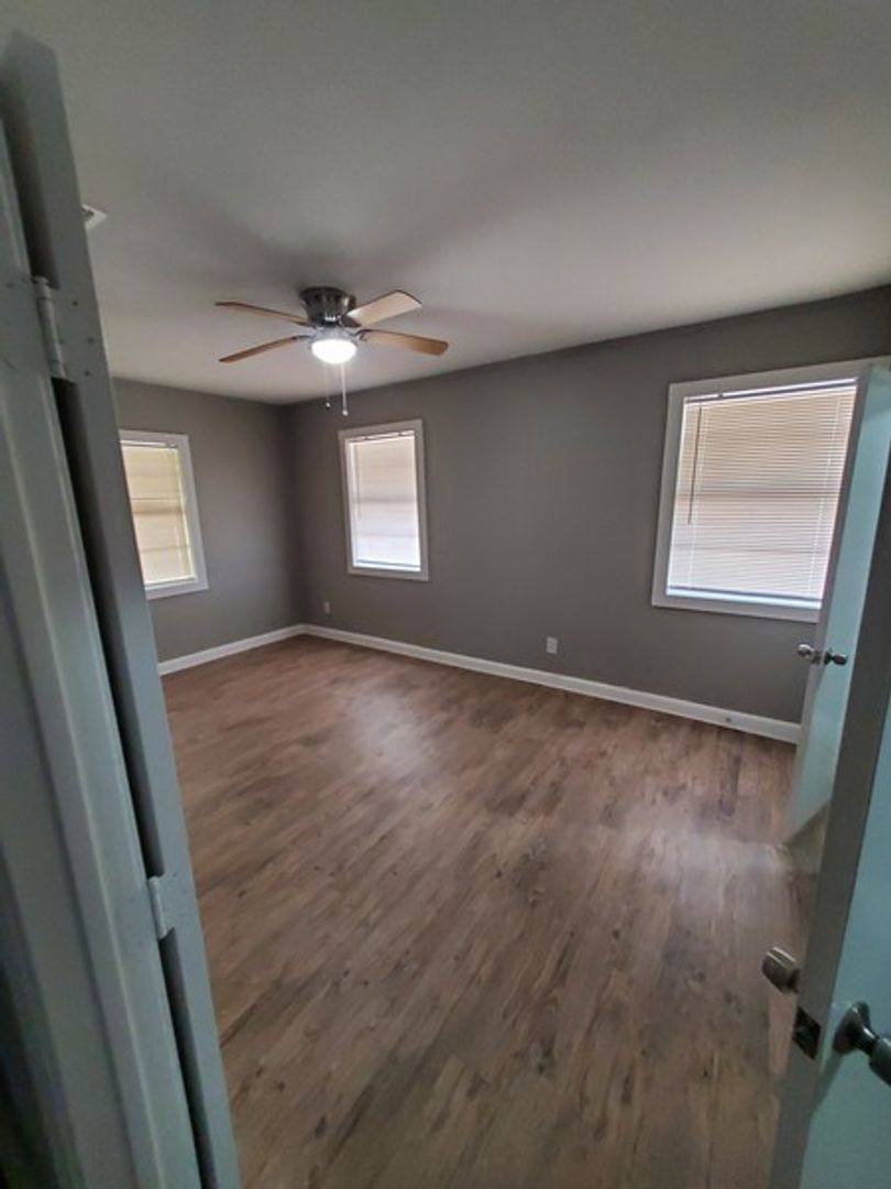 Apartment for rent at 400 Pfeil St, Schertz, TX 78154