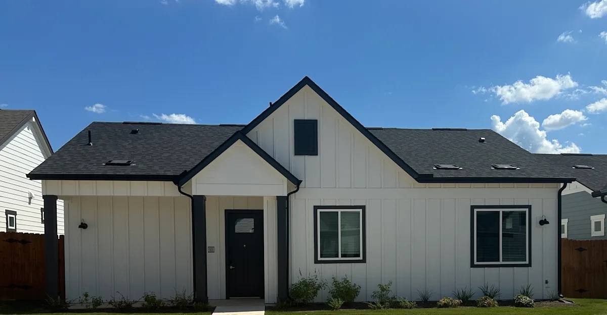 Apartment for rent at 9976 Tx-29 #C9-58, Liberty Hill, TX 78642