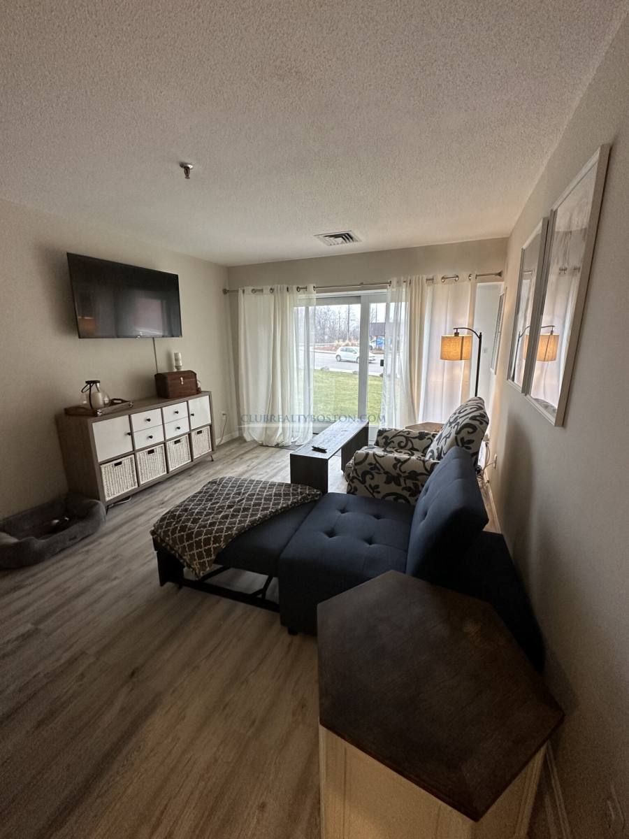 Apartment for rent at 133 Commander Shea Blvd #116, Quincy, MA 02171