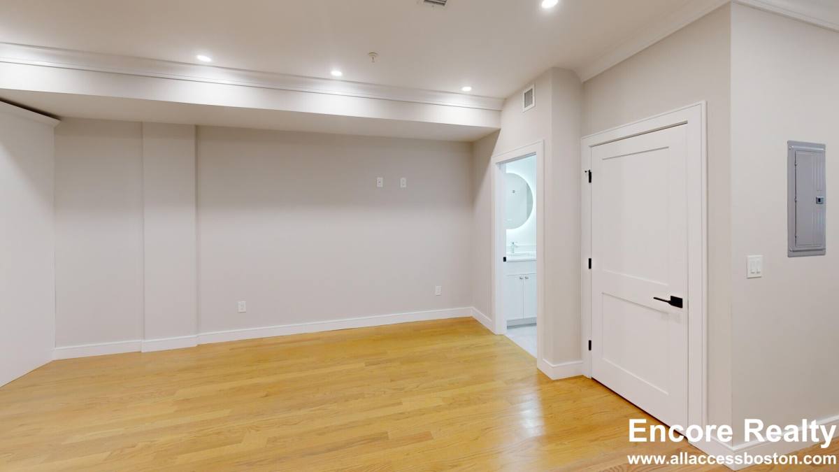 Apartment for rent at 230 Tremont St #7, Boston, MA 02116