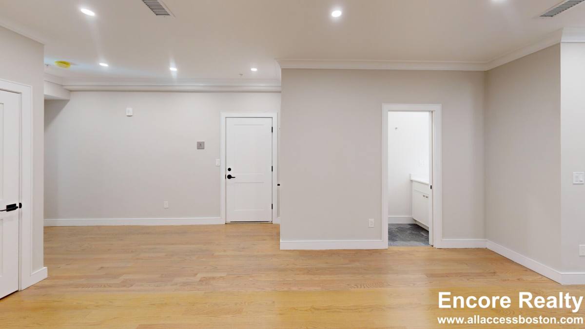 Apartment for rent at 230 Tremont St #7, Boston, MA 02116