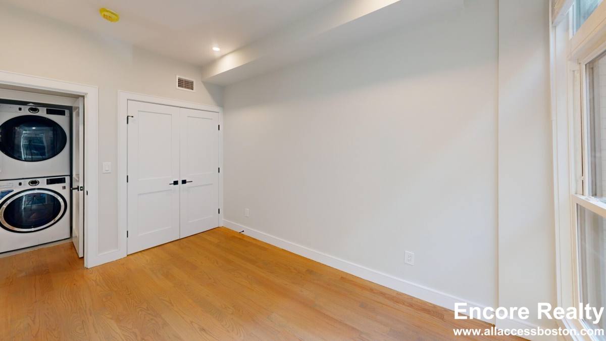Apartment for rent at 230 Tremont St #7, Boston, MA 02116