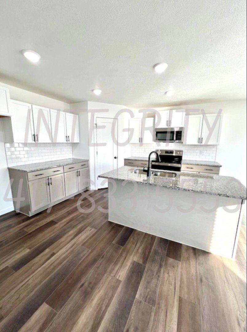 House for rent at 800 Hoffman Hills Blvd, Willard, MO 65781