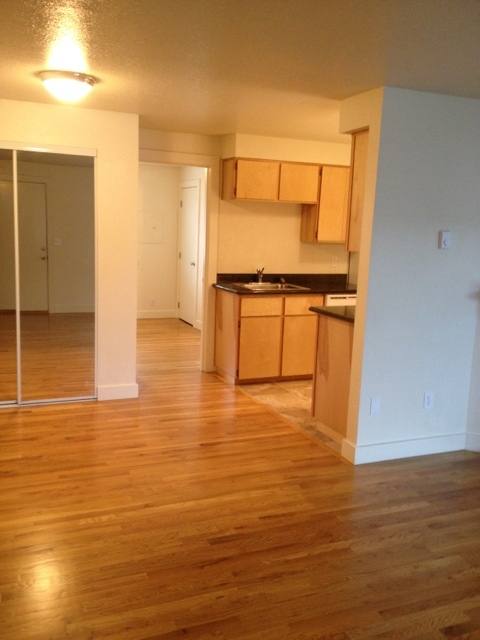 Apartment for rent at 2801 N Ainsworth, Portland, OR 97217