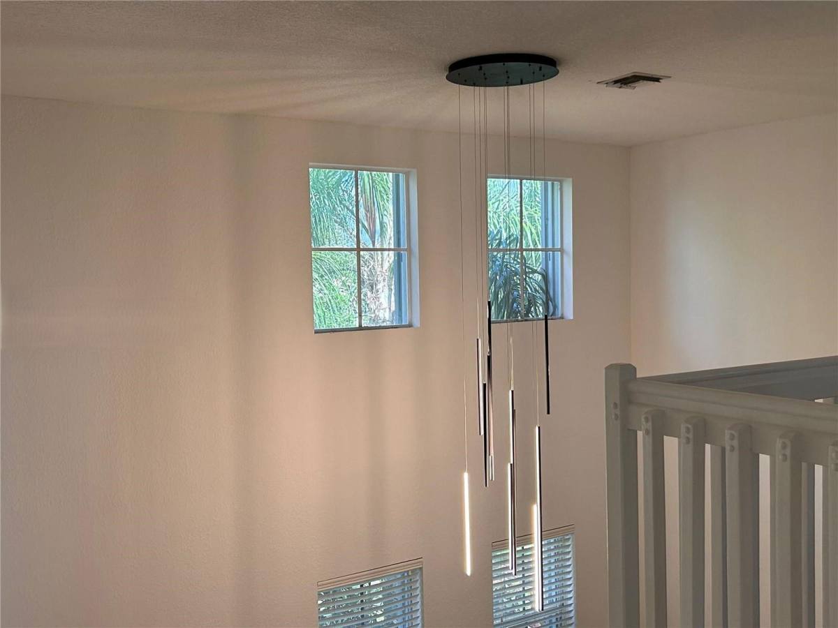 House for rent at 1570 Elm Grove Rd, Fort Lauderdale, FL 33327