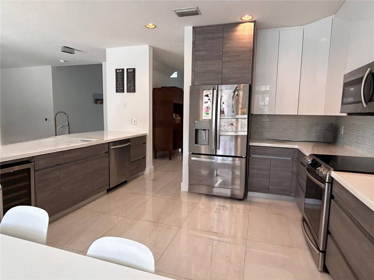House for rent at 1570 Elm Grove Rd, Fort Lauderdale, FL 33327