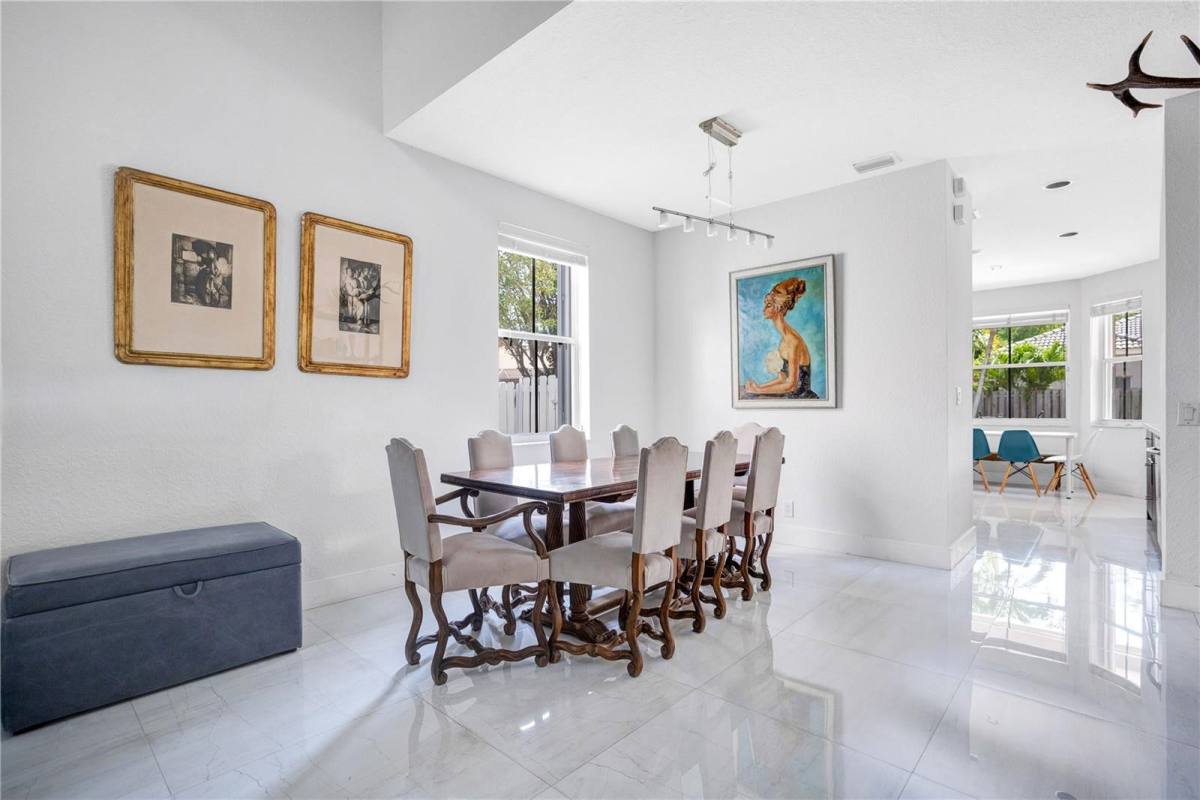 House for rent at 1570 Elm Grove Rd, Fort Lauderdale, FL 33327