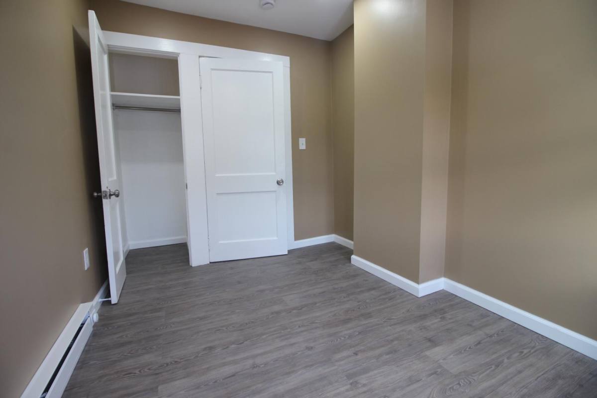House for rent at 910 E Market St, Bethlehem, PA 18018