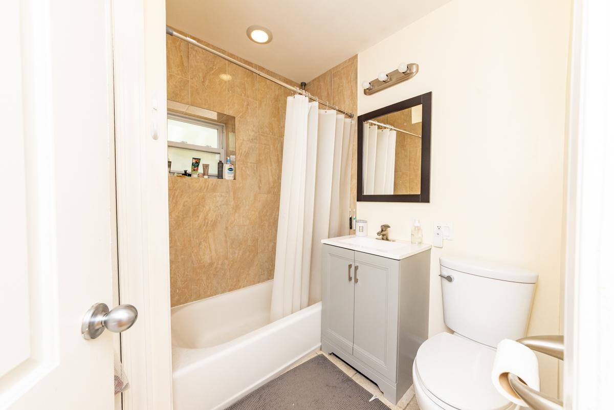 Apartment for rent at 2700 N Artesian #2, Chicago, IL 60647