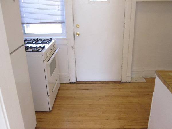 Apartment for rent at 1648 W Pratt Blvd #3L, Chicago, IL 60626