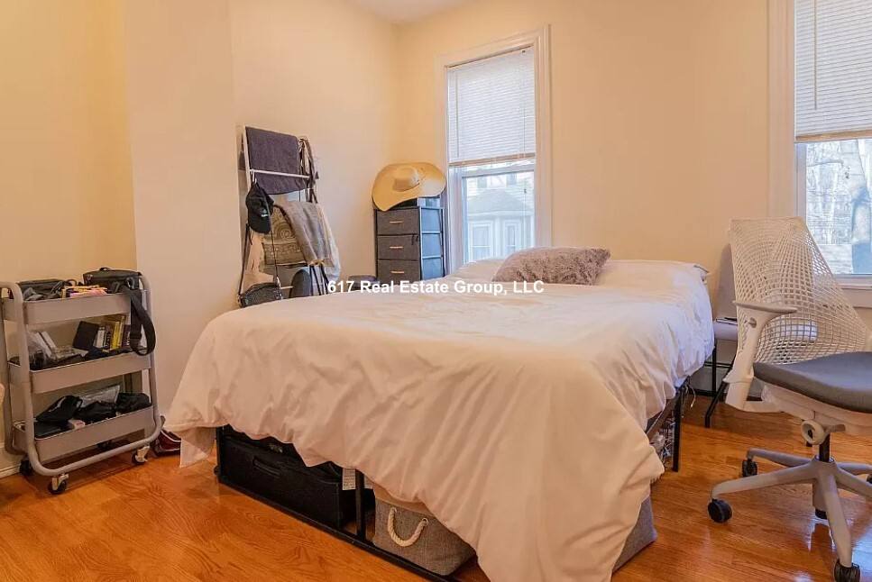 Apartment for rent at 51 Cameron St #1, Brookline, MA 02445