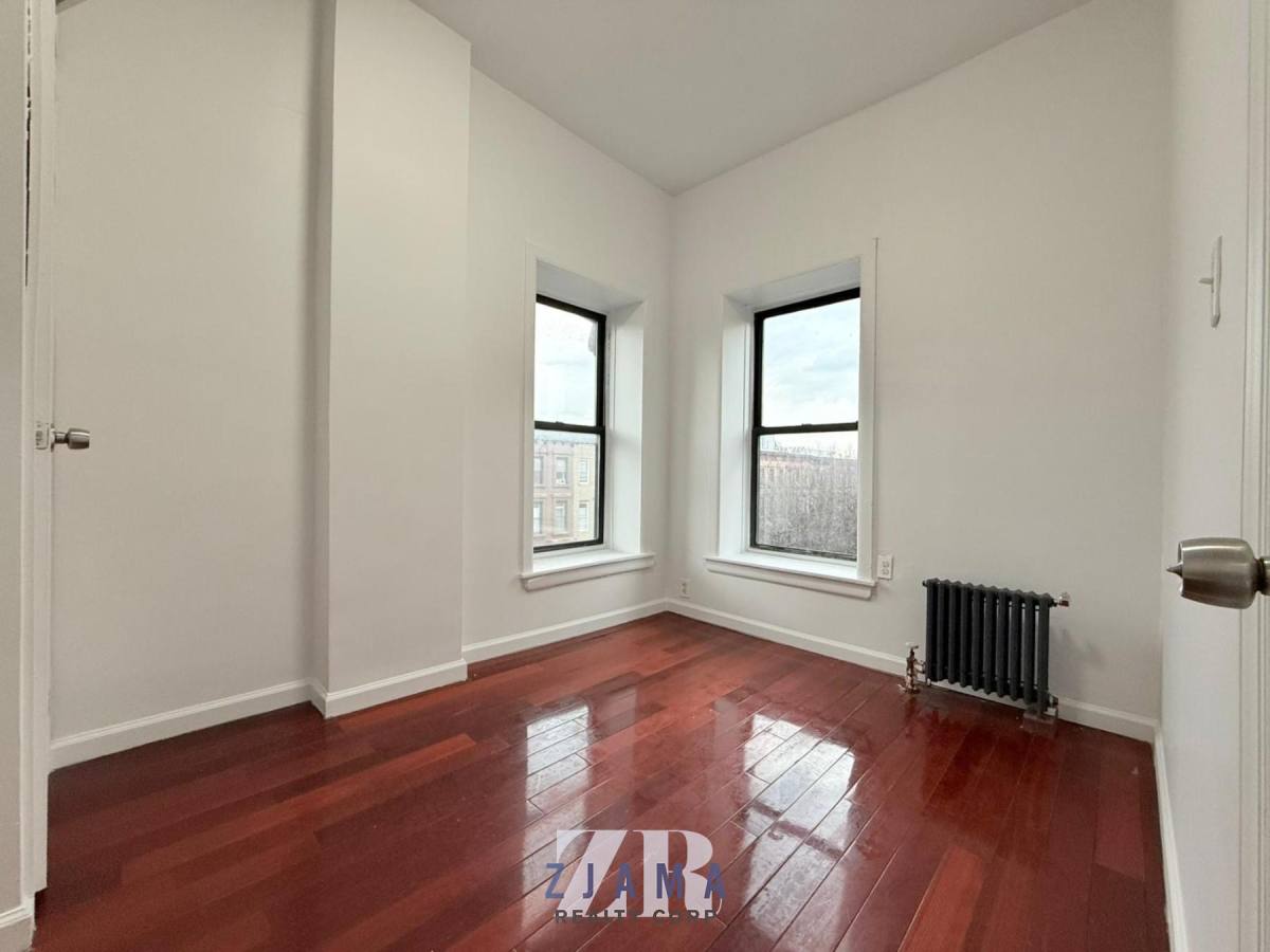 Apartment for rent at 350 Greene Ave #7A, Brooklyn, NY 11216