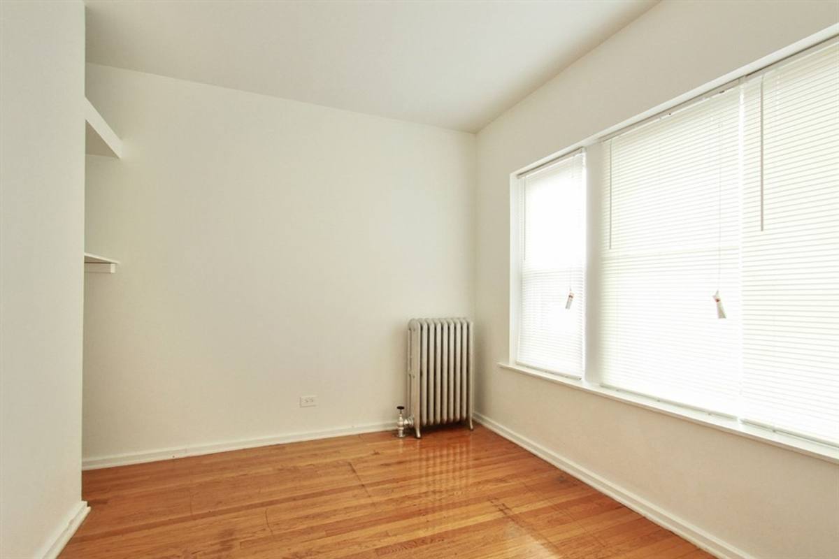 Apartment for rent at 1742-56 E 72nd St, Chicago, IL 60649